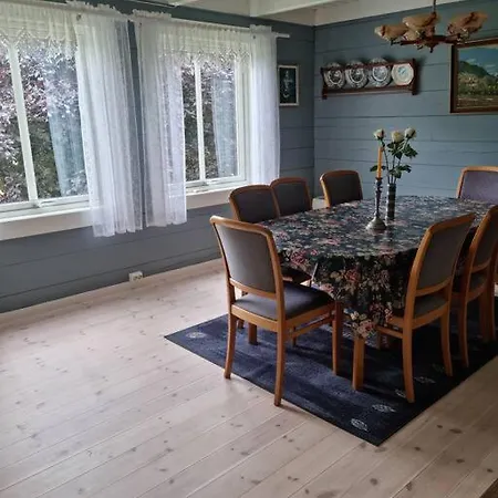 Holiday home Kavli - Isfjorden.