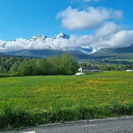 Kavli - Isfjorden. Isfjorden